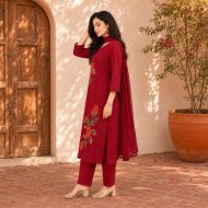 Laila- Embroidered Straight Kurta Set - Image 4