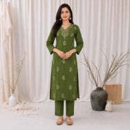 CHANCHAL - Embroidered Kurta Pant Set - Image 10